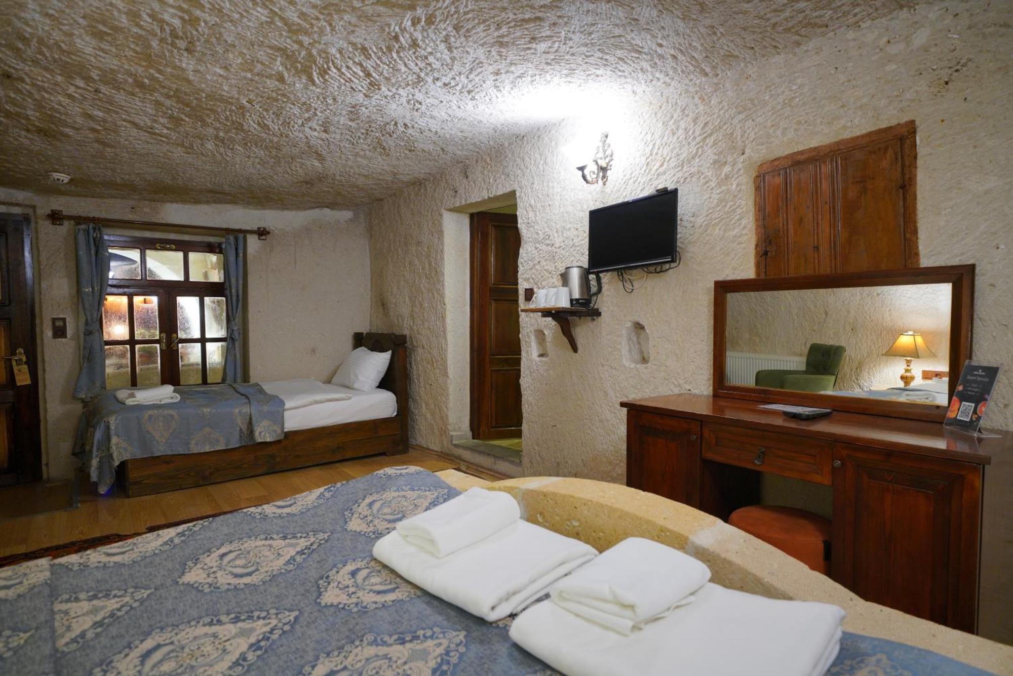 Asteria Cave Hotel Goreme Exterior photo