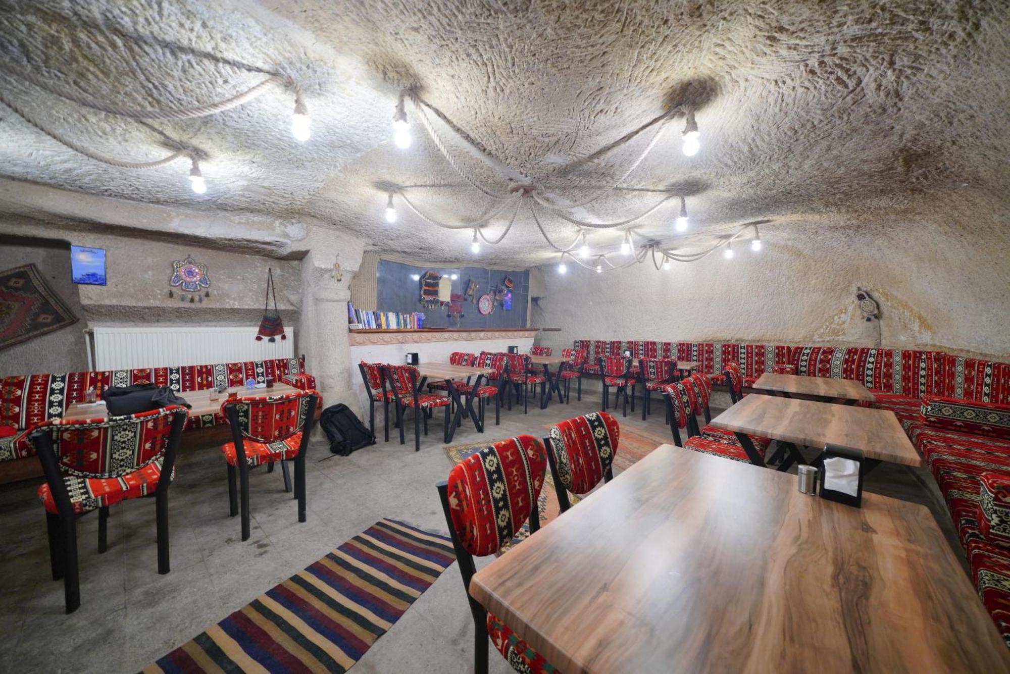 Asteria Cave Hotel Goreme Exterior photo